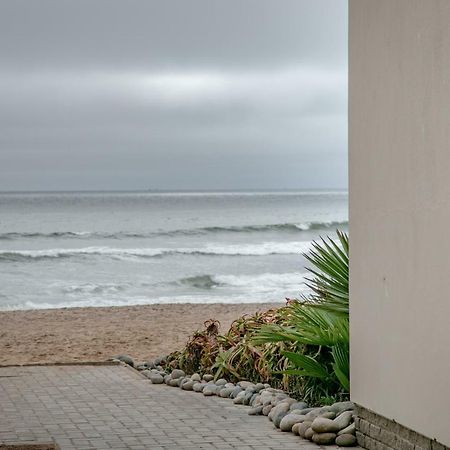 Blue Pearl - Situated Right On The Beach سواكوبموند المظهر الخارجي الصورة