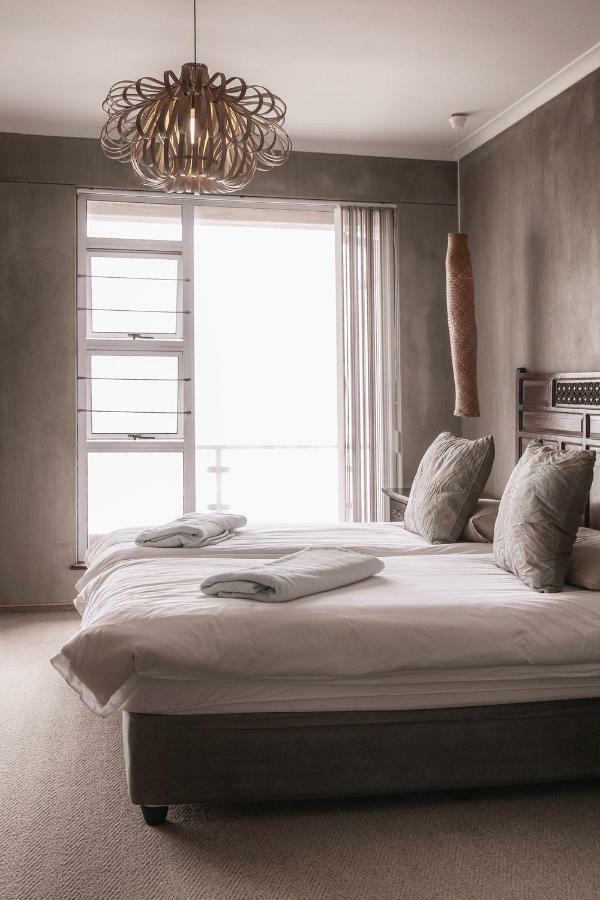 Blue Pearl - Situated Right On The Beach سواكوبموند المظهر الخارجي الصورة
