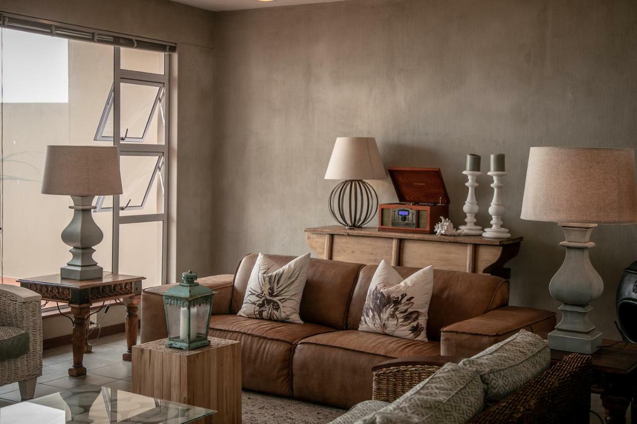 Blue Pearl - Situated Right On The Beach سواكوبموند المظهر الخارجي الصورة